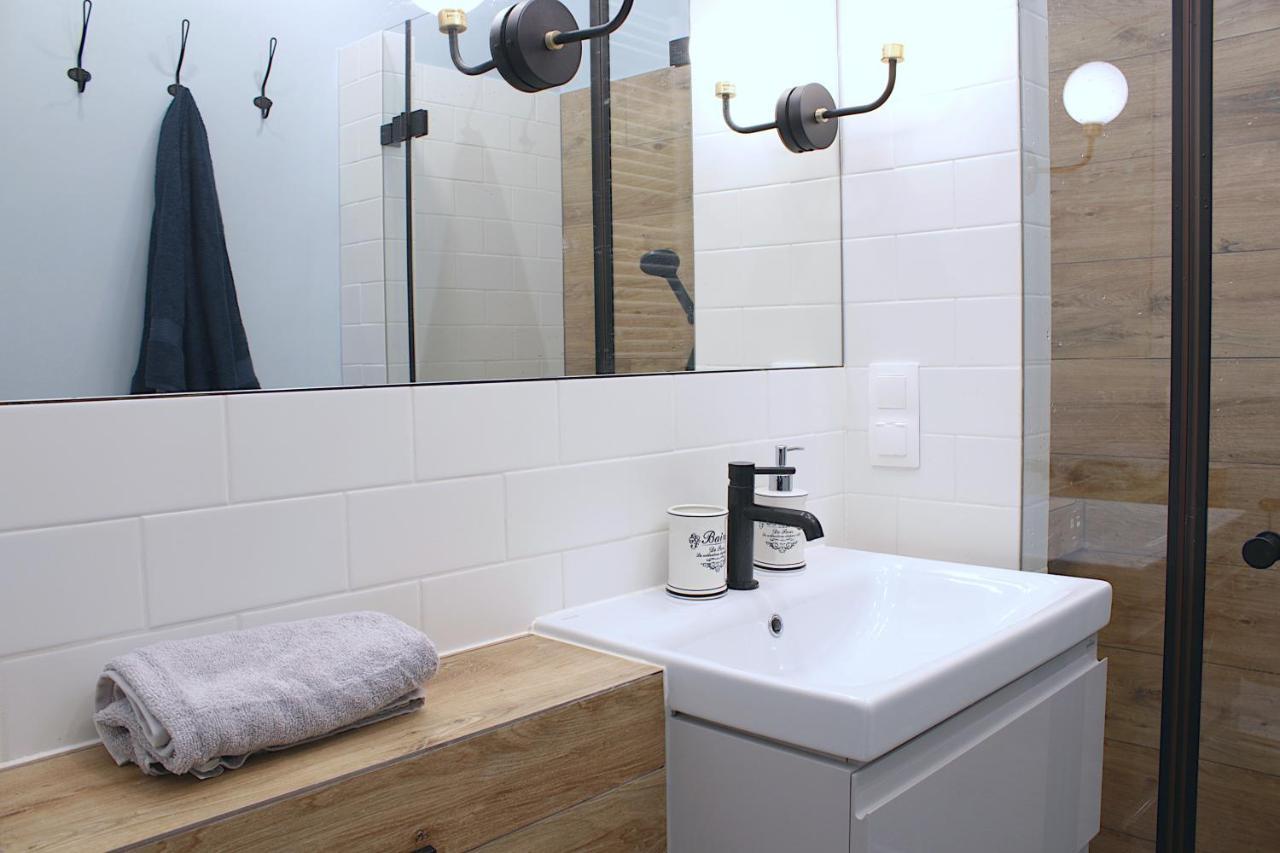 Kana - Stylish Apartment In Krakow Pomorska - Close, Wifi, Smart Tv كراكوفيا المظهر الخارجي الصورة