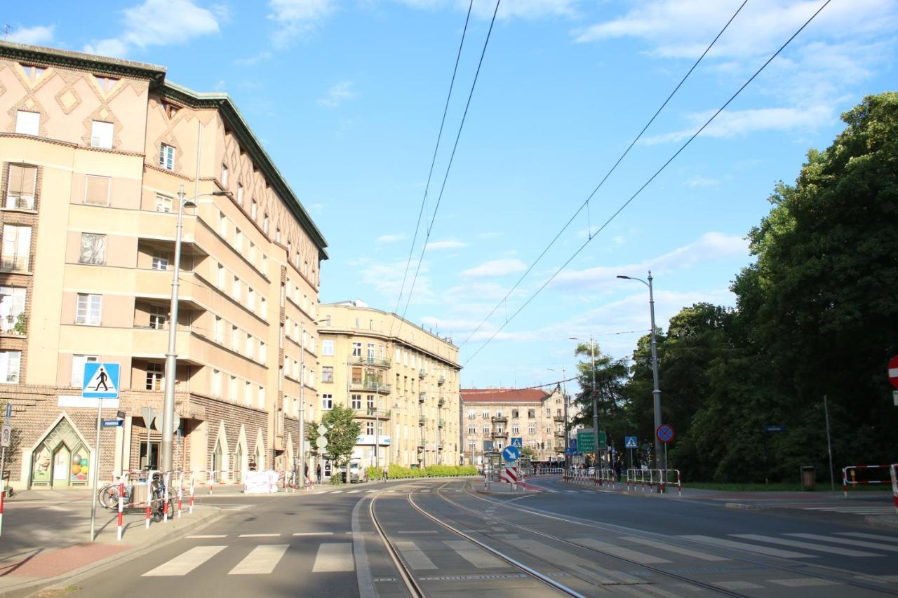 Kana - Stylish Apartment In Krakow Pomorska - Close, Wifi, Smart Tv كراكوفيا المظهر الخارجي الصورة